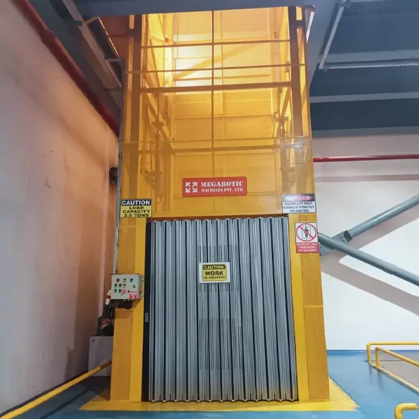Vertical Hydraulic Goods Lift